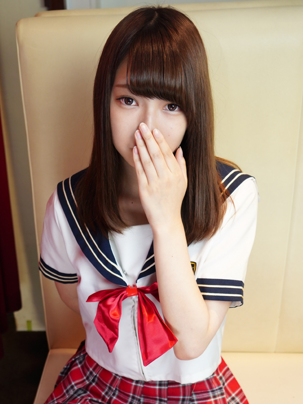 SBL・淡路島 グミ 18歳 T:160cm B:84(C) W:55 H:87